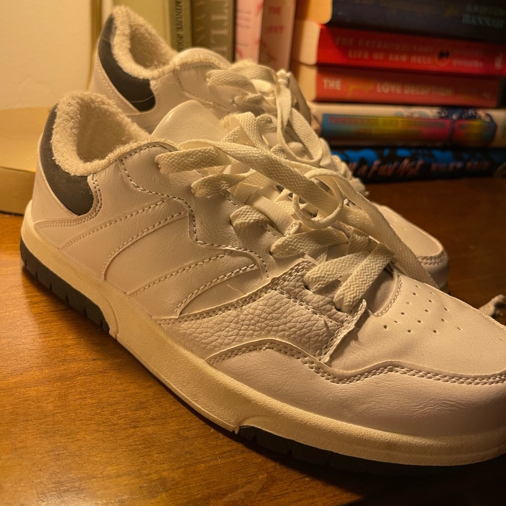 Black and white Zara sneakers